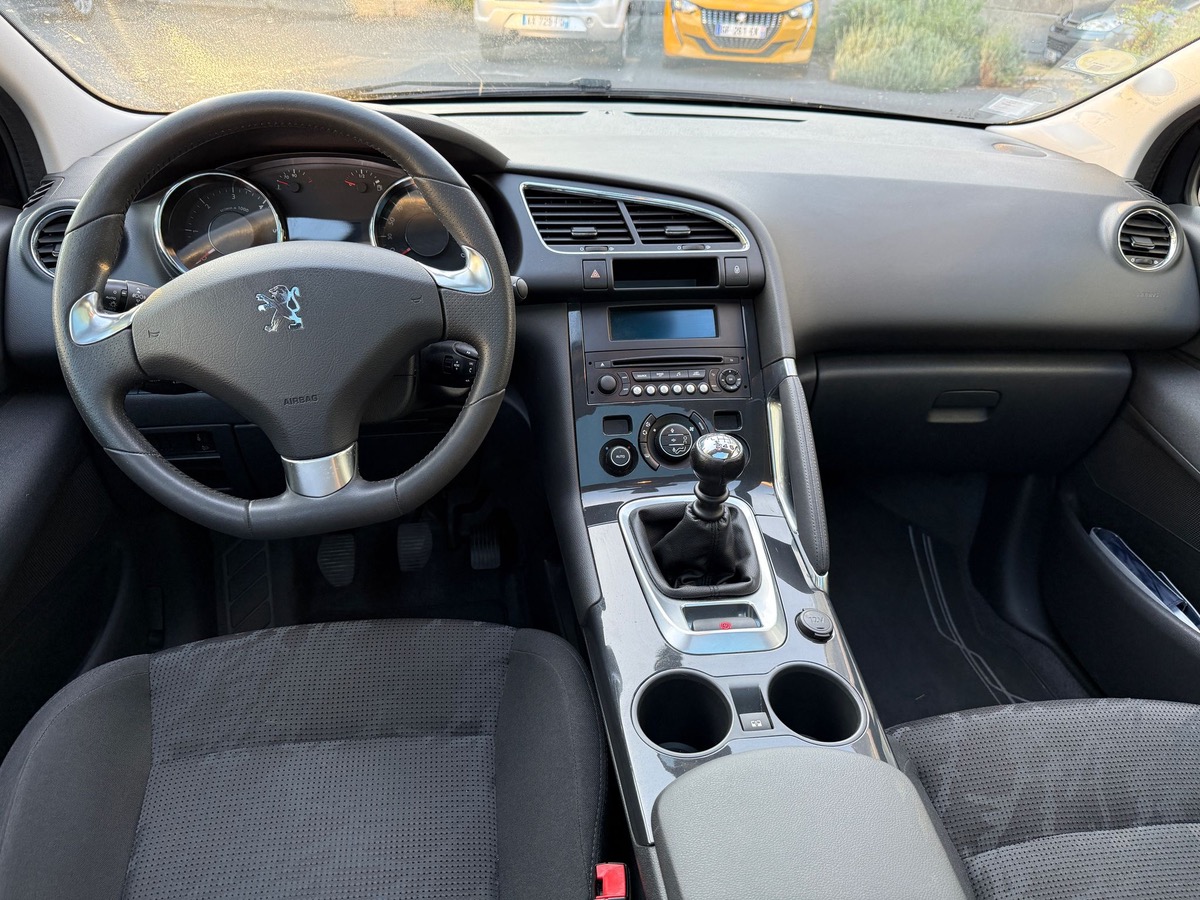 Peugeot 3008 1.6 HDI 115 CV style 1er main 4XCBL