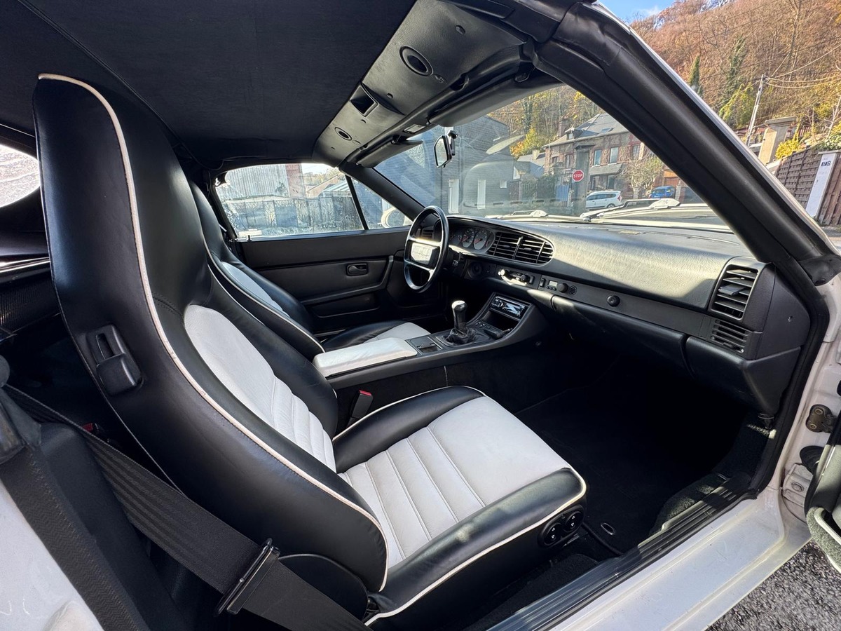 Porsche 944 TURBO CABRIOLET 2.5 250