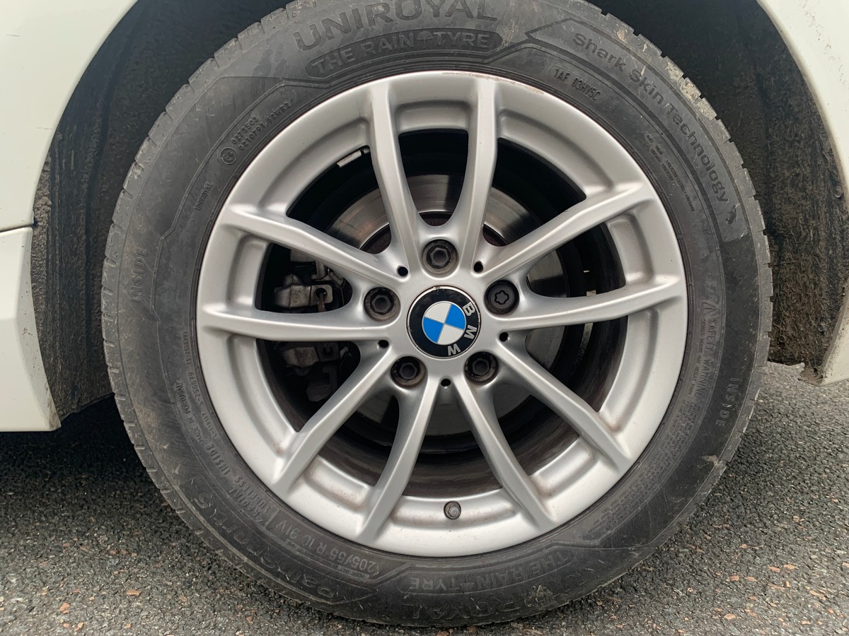 Bmw Série 1 95 ch | Lounge | Radar de stationnement arriére | Bluetooth | Régulateur de vitesse