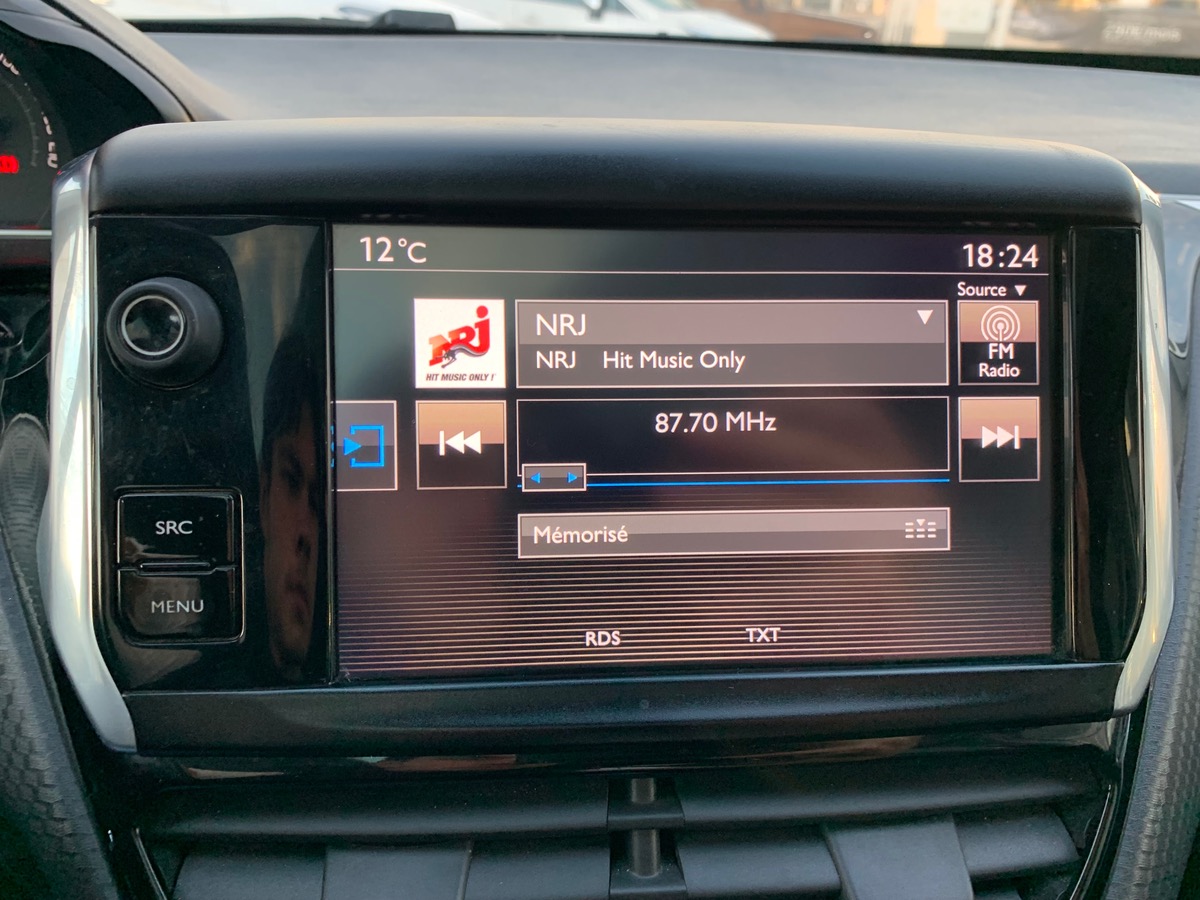 Peugeot 2008 120 ch | Crossway | Caméra de recul | Toit panoramique | GPS | Grip control