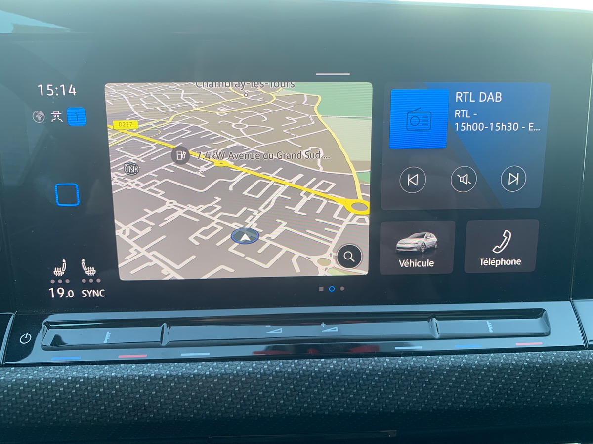 Volkswagen GOLF 8 320 chevaux | R | Toit ouvrant | Caméra de recul | Apple car play | GPS | Attelage