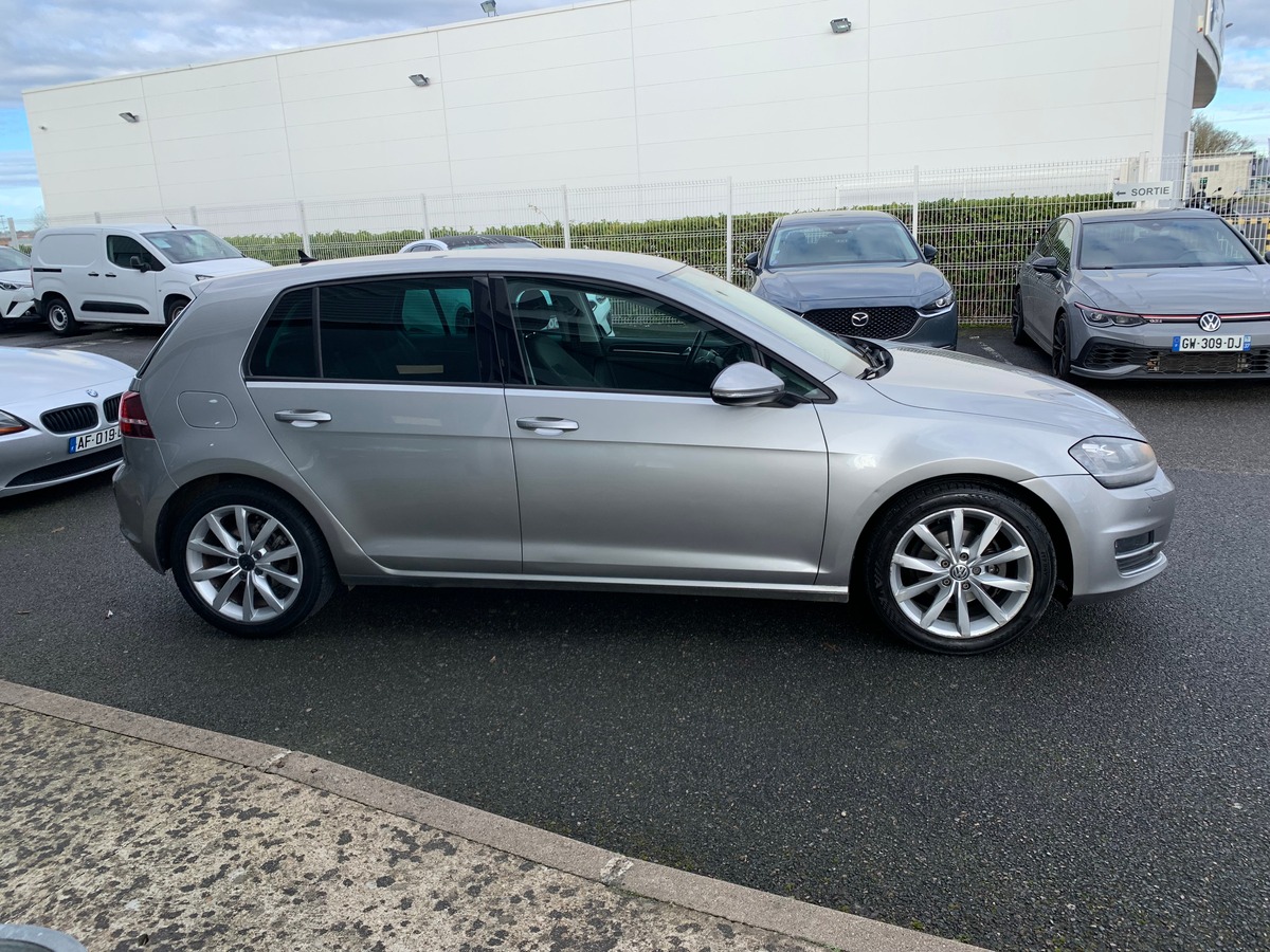 Volkswagen Golf 105 ch | Régulateur vitesse | Radar de stationnement avant arriére | GPS | Bluetooth