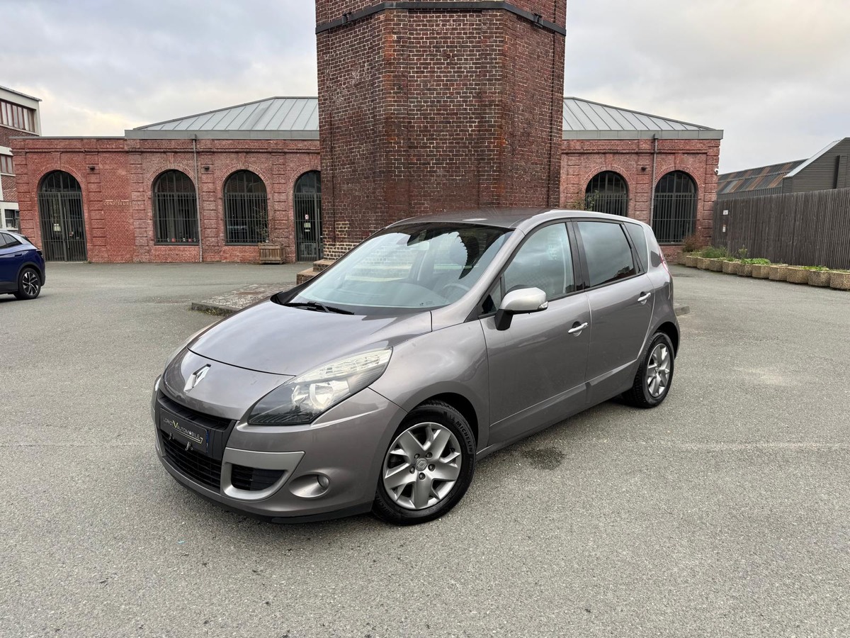 RENAULT Scenic III 1.5 dCi 110 15th - GPS - Distribution neuve - Garantie