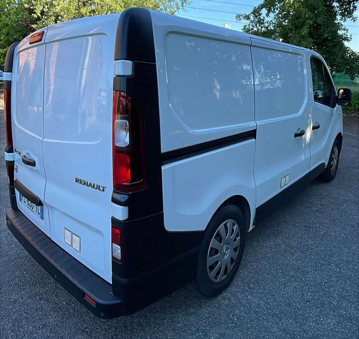 RENAULT Trafic Face lift L1H1 1000 1.6 dCi 95ch Grand Confort E6