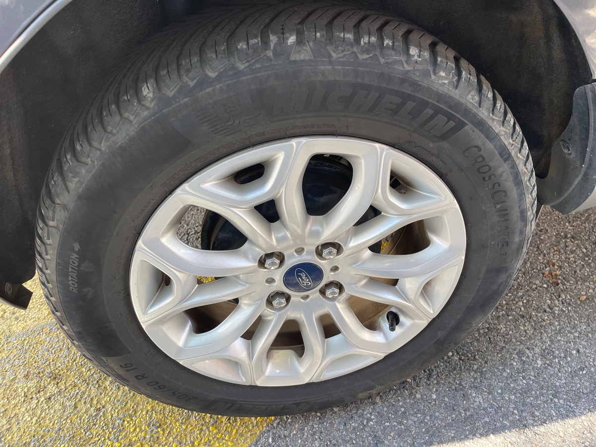 Ford EcoSport 1.5 112 CV Boîte auto / Radar / Finition Titanium