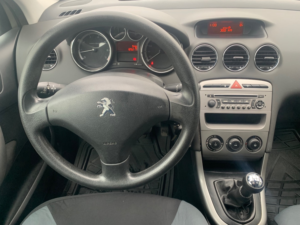 Peugeot 308 120 ch | Rétroviseurs électriques | Climatisation | Sièges rang 2 rabattables à plat