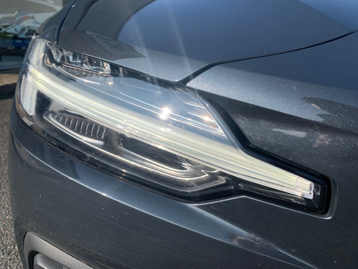 Volvo V60 150 ch | Momentum business | Caméra de recul | Avertisseur Angles Morts | Apple car Play