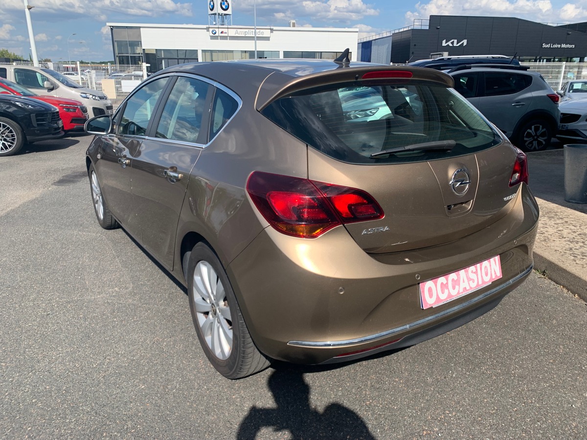 Opel OPEL ASTRA 110 chevaux | Caméra de recul | Régulateur de vitesse | GPS | Climatisation | Barres toit