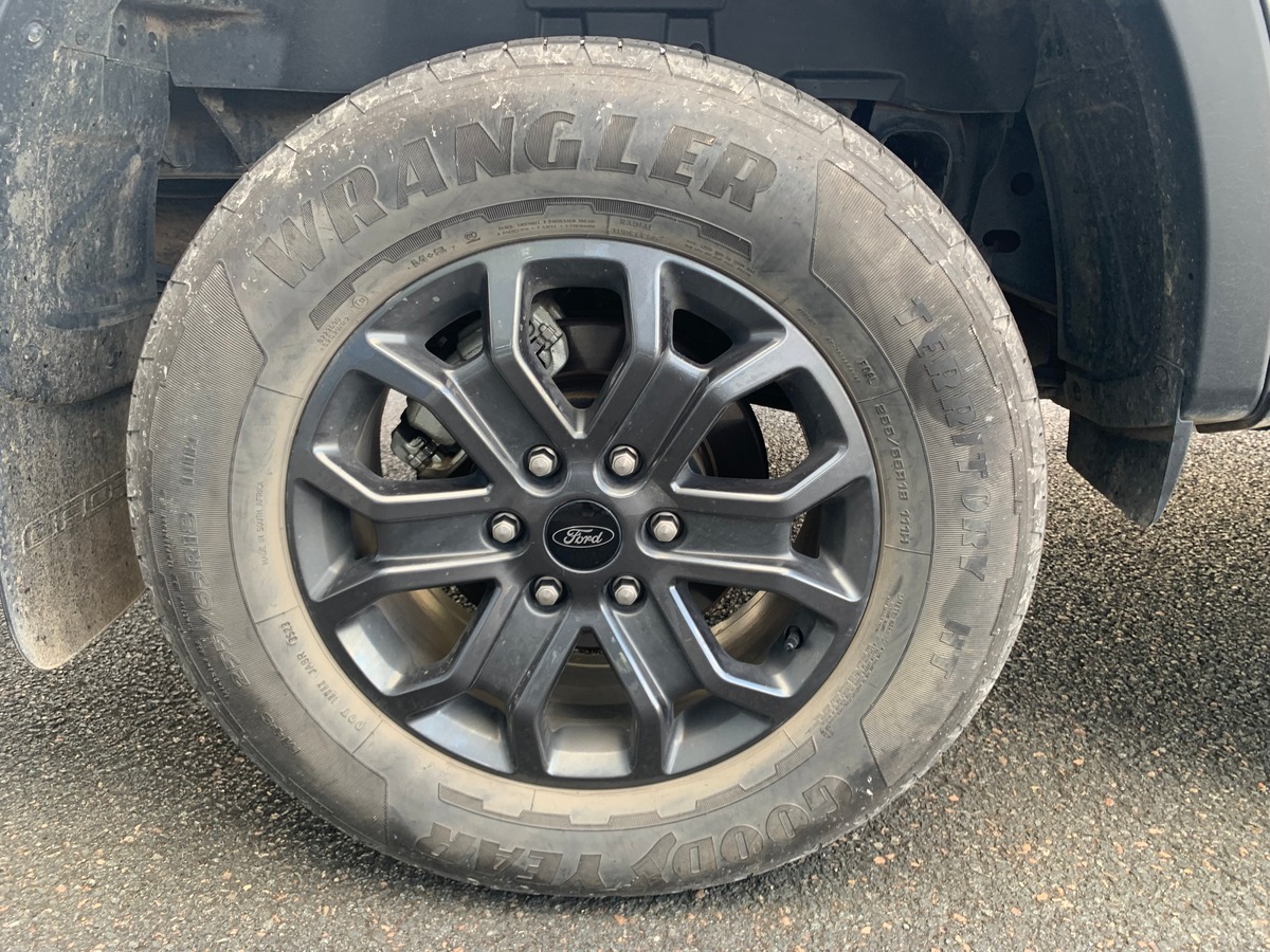 Ford Ranger 205 ch | Wildtrak | 5 Places | Caméra recul | Apple car play | Attelage | Roue secours