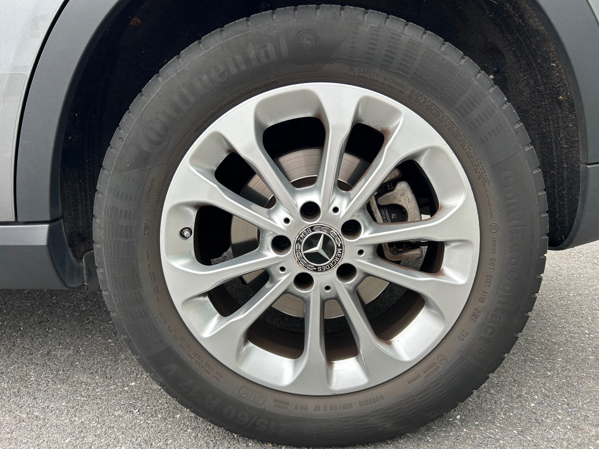 Mercedes Benz GLA 180