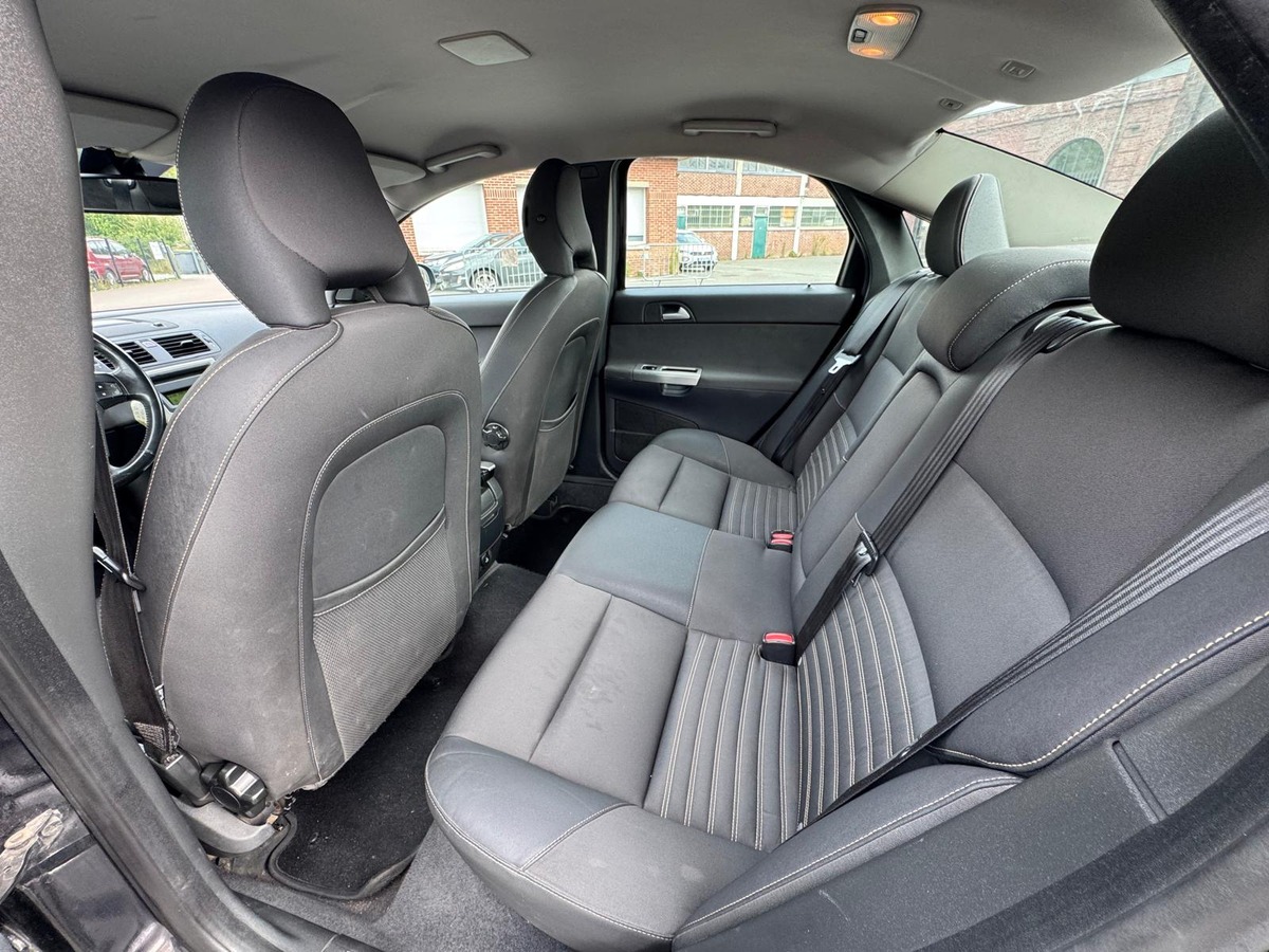 Volvo S40 2.0 D 135cv Feeling - Garantie
