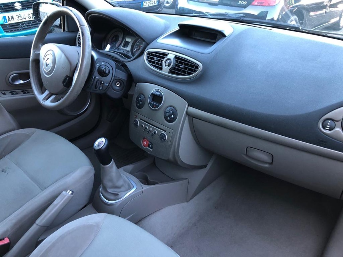 RENAULT Clio 1.5 dci - 85