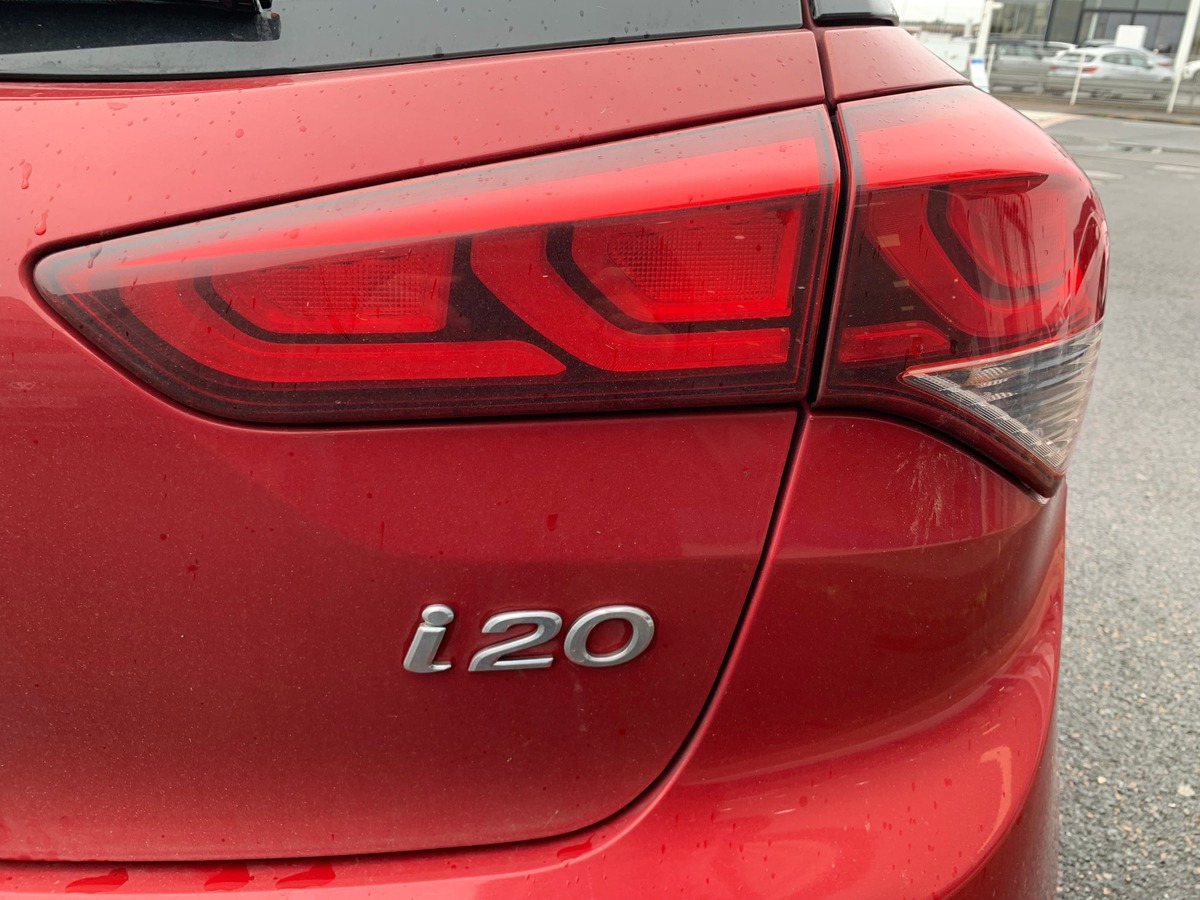 Hyundai i20 84 ch | Edition 1 | Régulateur de vitesse | Jantes Alu | Climatisation | Radar arriére