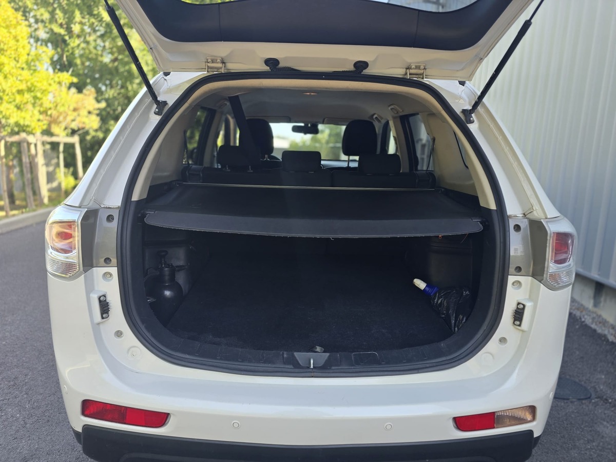 Mitsubishi Outlander 2.2 DI-D 150 ClearTec Intense Navi 4WD