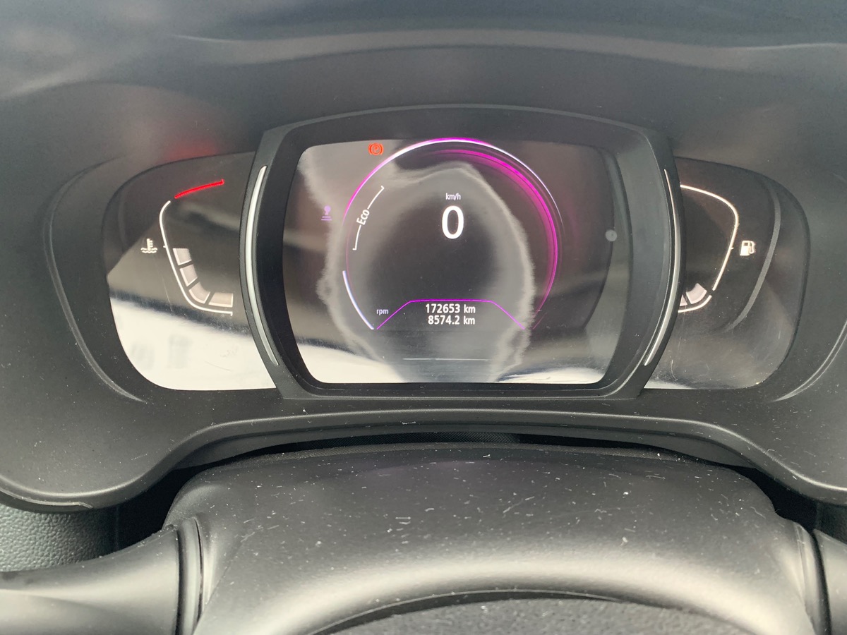 RENAULT Kadjar 110 ch | Business | Crochet d'attelage | Régulateur de vitesse | Radar avant arriére