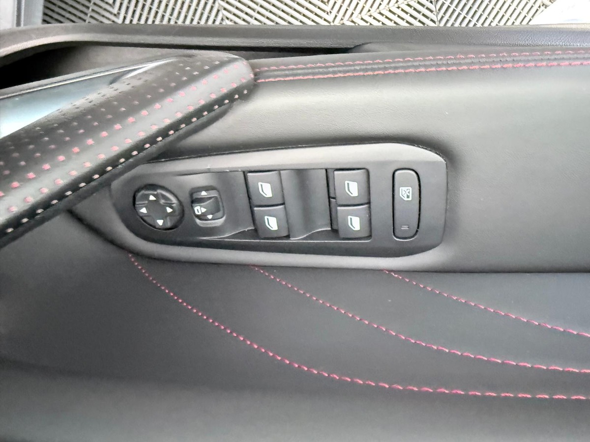 Peugeot 308 Eat6  1.6 Bluehdi 115 Gt line