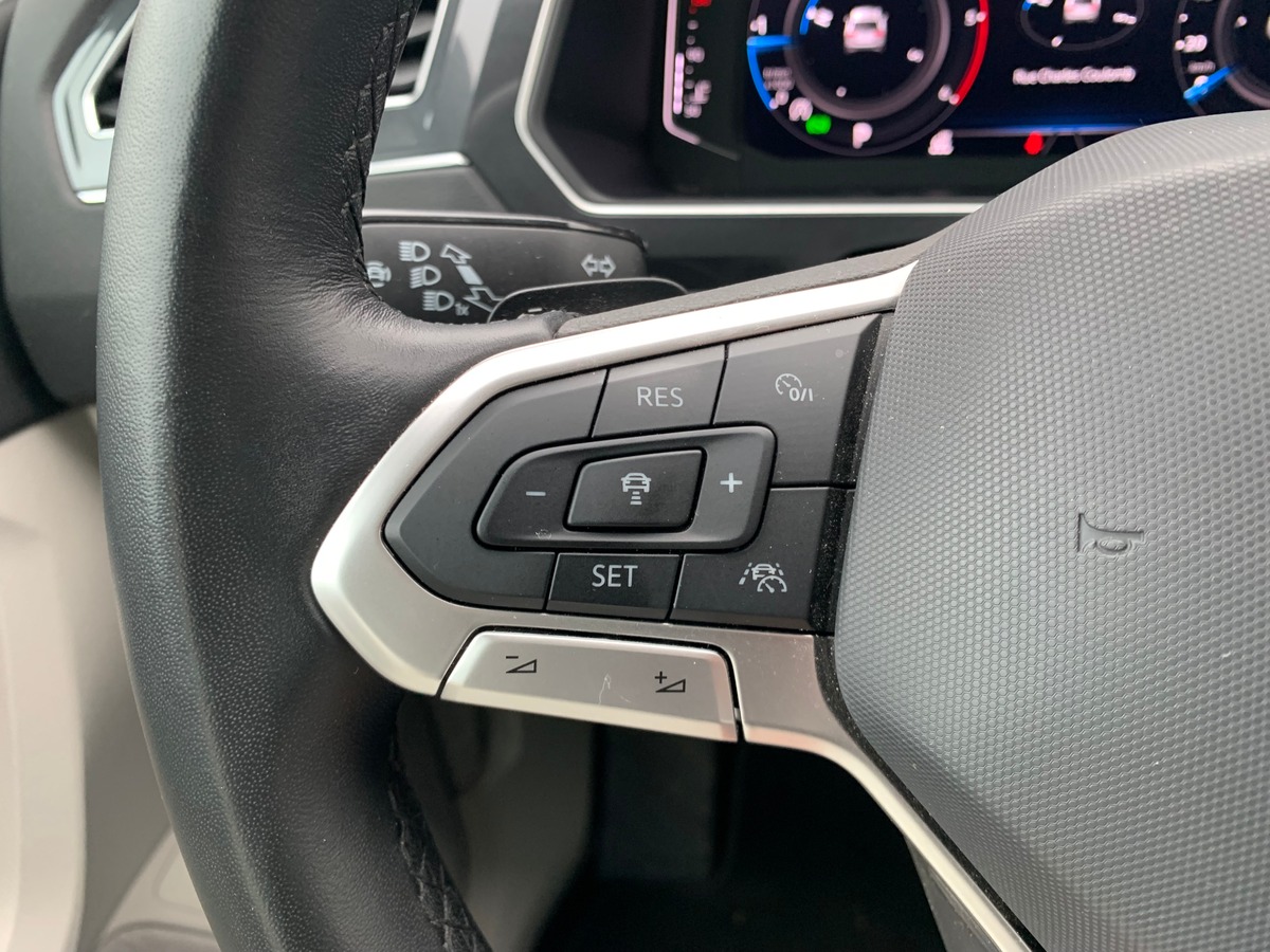 Volkswagen Tiguan 150 | ELEGANCE EXCLUSIVE | Toit ouvrant panoramique | Cuir | Caméra avant arriére