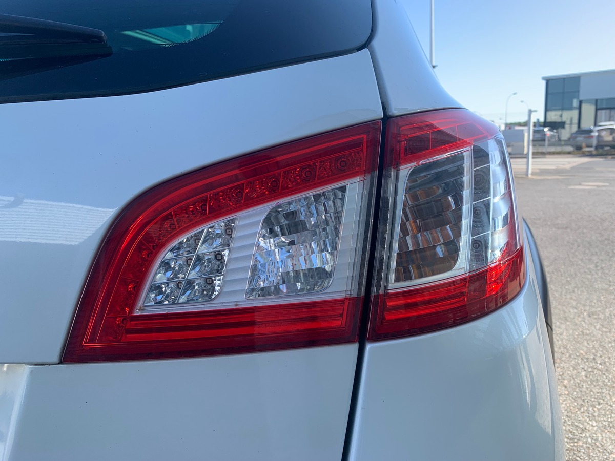 Peugeot 508 SW RXH 2.0 | 180 | Toit panoramique | Caméra de recul | Affichage tête haute | Attelage