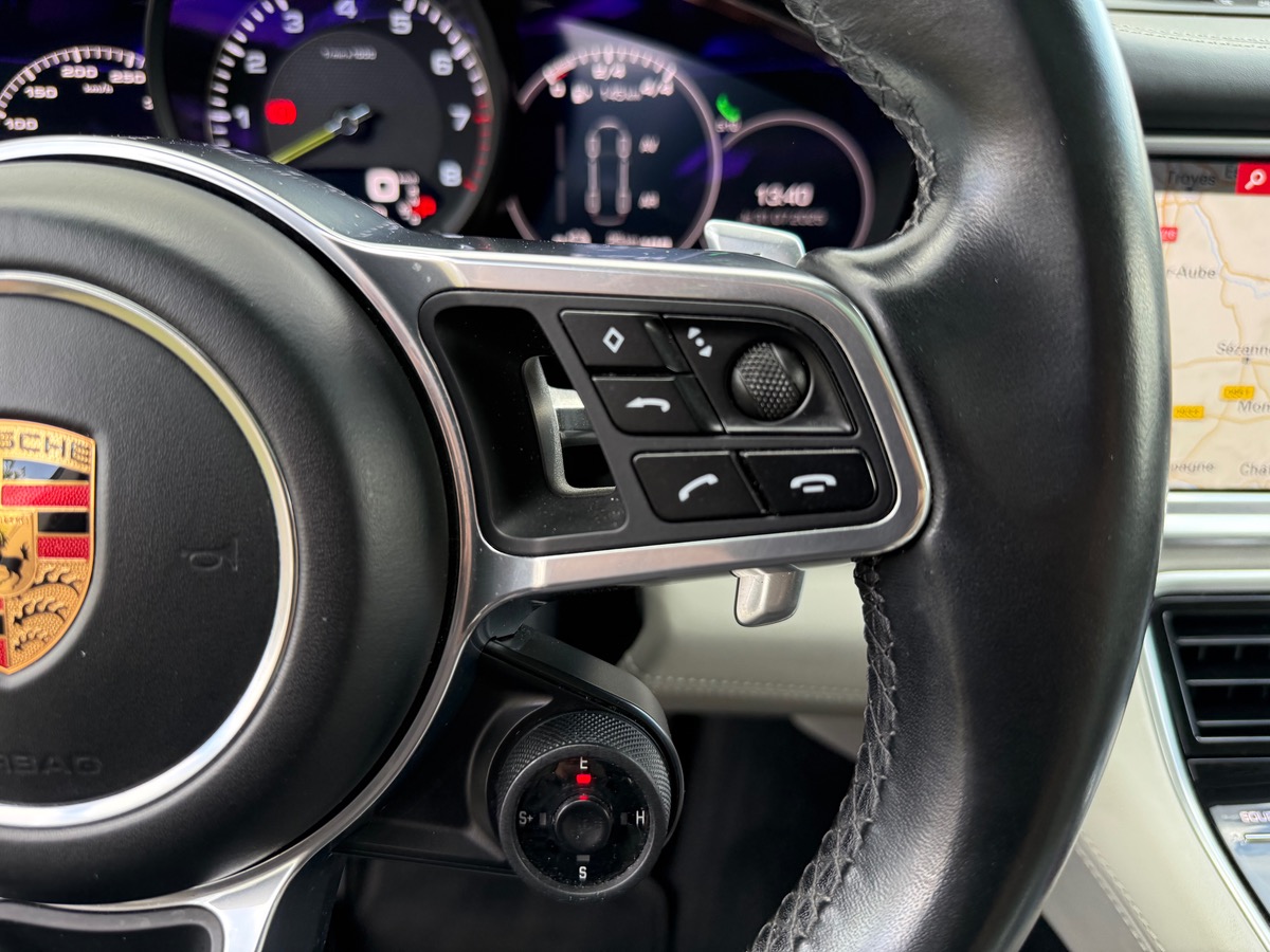 Porsche Panamera Sport Turismo E-Hybrid 3.0 V6 462
