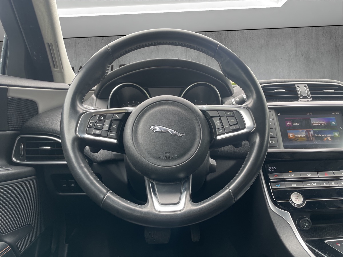 Jaguar XE 2.0D 180CH - PRESTIGE - ENTRETIEN CONSTUCTEUR - FULL OPTIONS