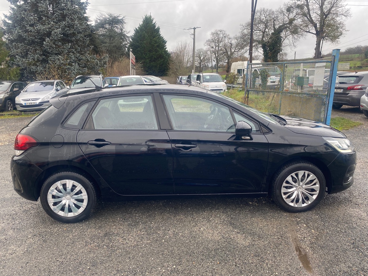 Citroën C4 1.2i 110cv  1ère main kit de distribution neuf