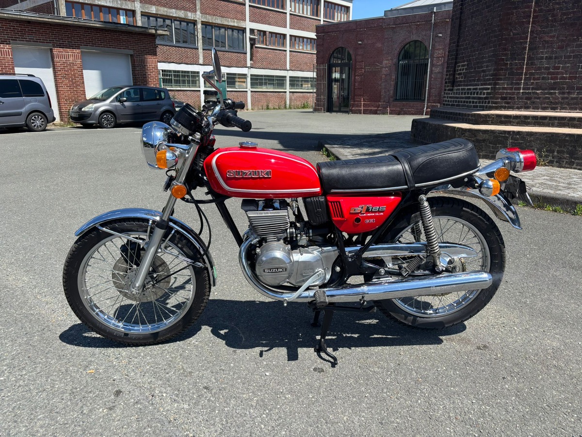 Suzuki SUZUKI 185 GT - Origine US