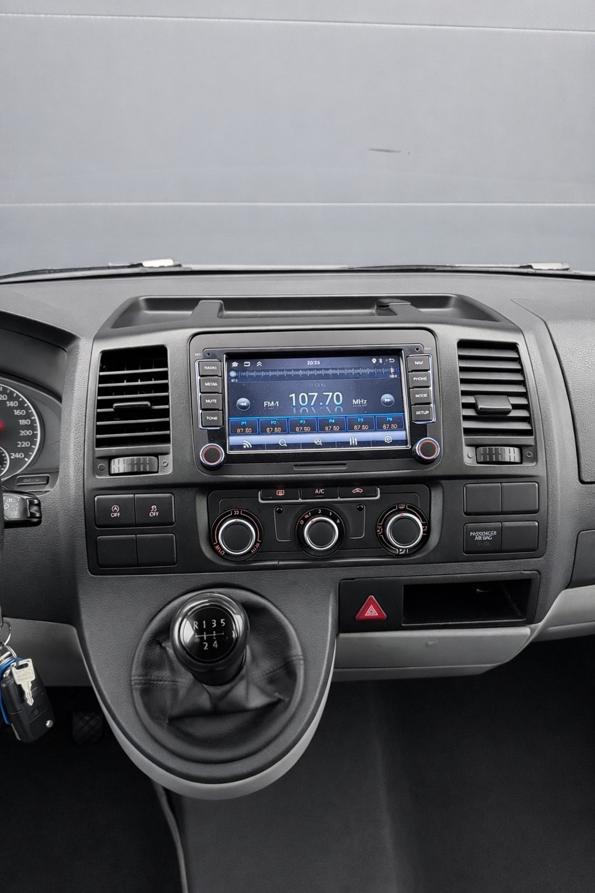 Volkswagen Transporter 2.0 TDI BLUEMOTION 114ch 9 PLACES T6