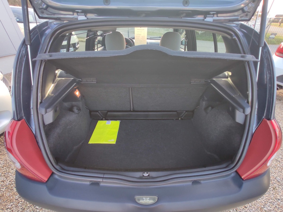 RENAULT Clio II 1.2i 16v 75 Campus