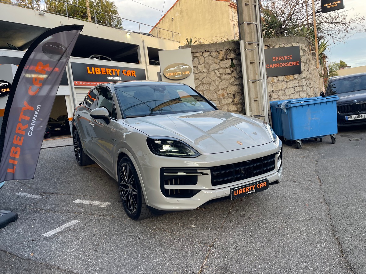 Porsche Cayenne Coupé E hybrid 3.0 i V6 470 304 CV / Echappement Sport / Jantes Spyder/ Pack Chrono