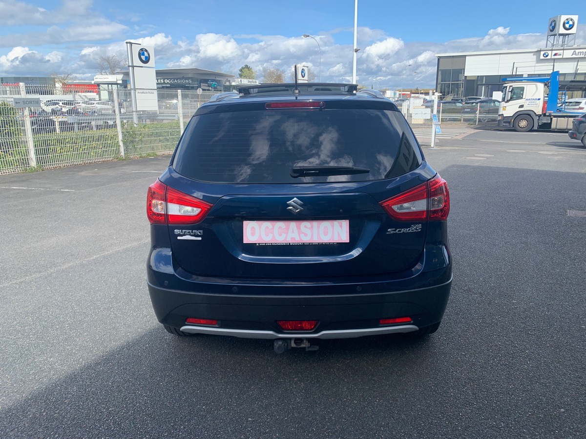 Suzuki SX4 S-Cross 140 | Style | Toit ouvrant panoramique | Régulateur vitesse adaptatif | Caméra