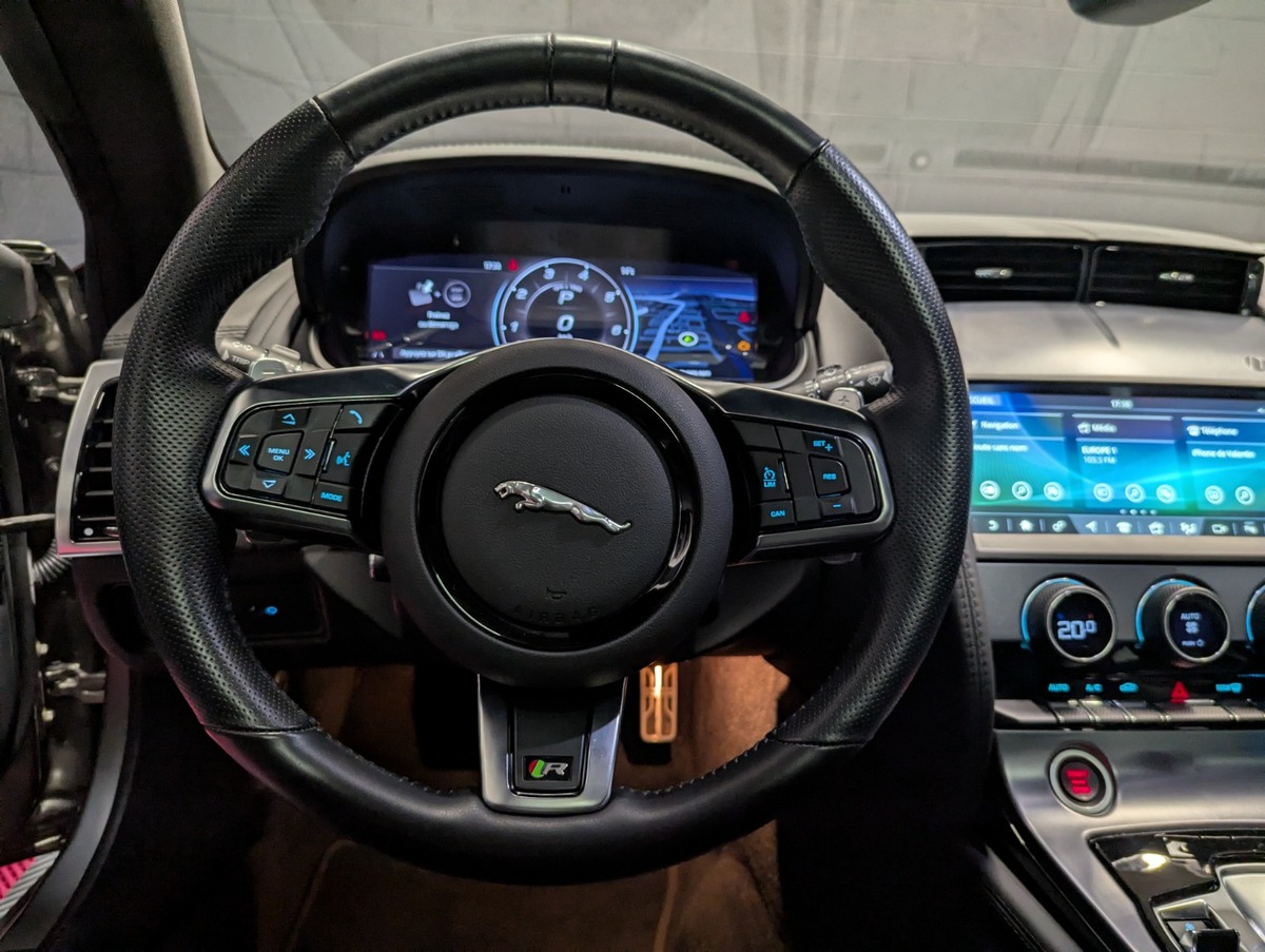Jaguar F-TYPE R V8 5L 575 ch BVA8 AWD PAS DE MALUS