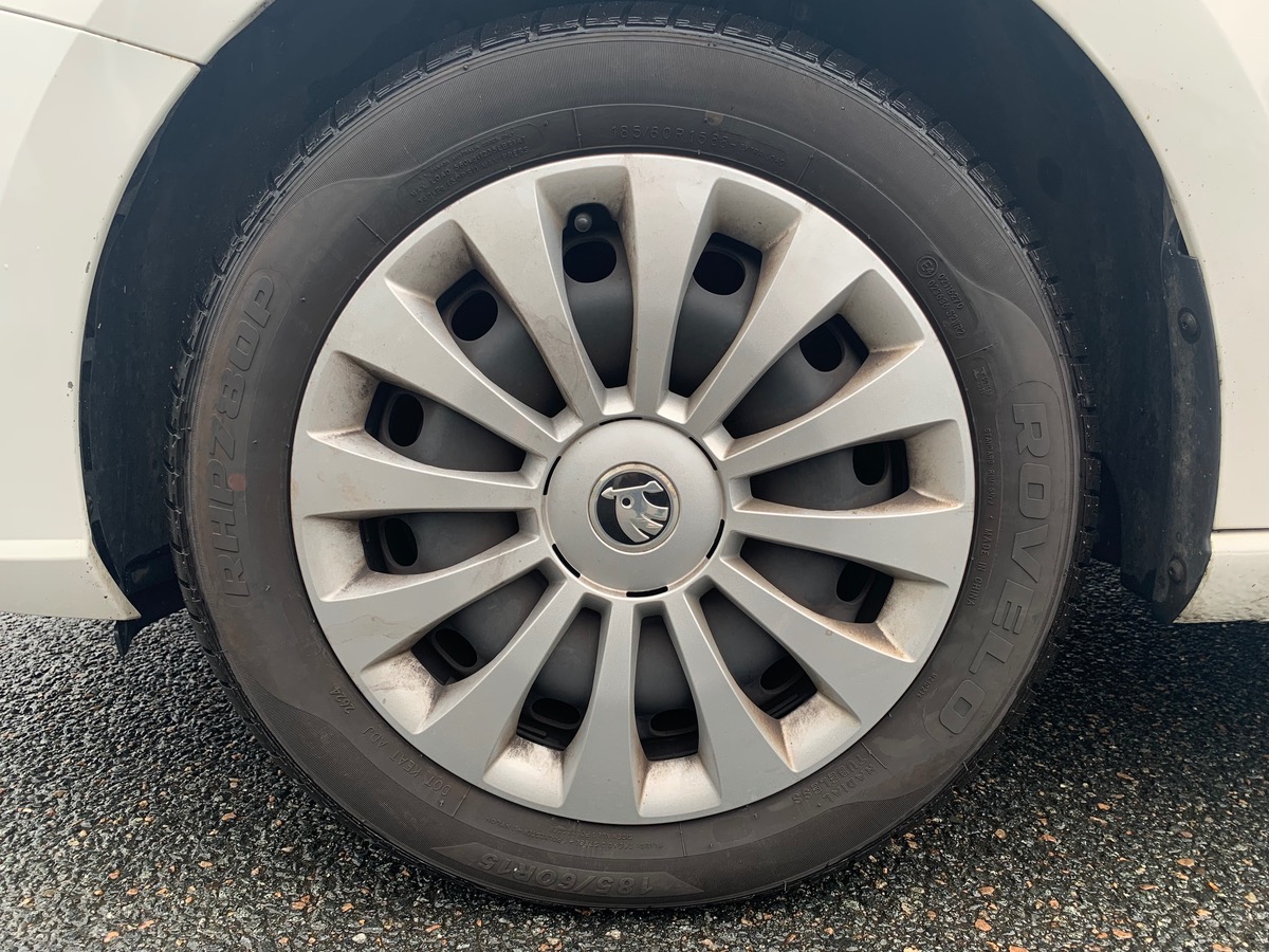 Skoda Fabia 60 ch | Business | GPS | Bluetooth | Radars de stationnement | Régulateur de vitesse