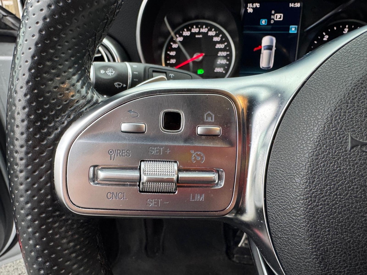 Mercedes-Benz Classe C Break 220 d 194ch AMG Line 9G-Tronic
