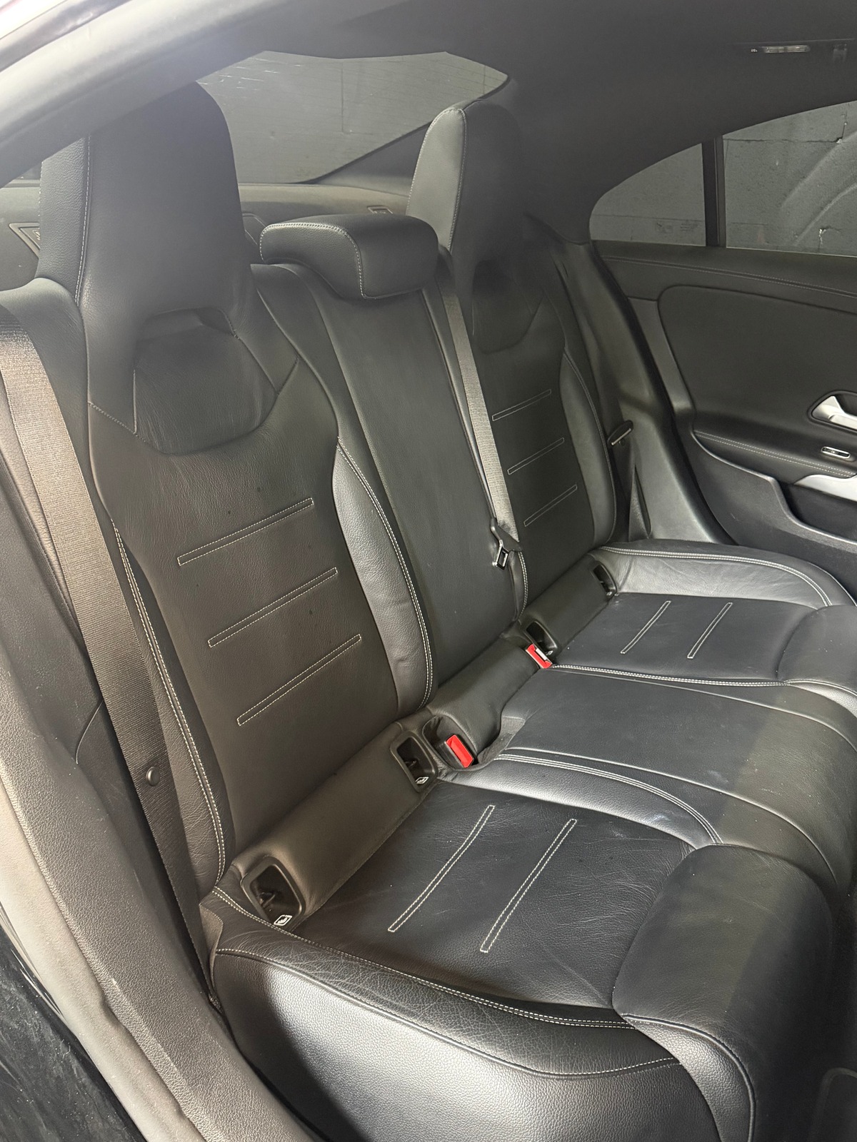 Mercedes Benz CLA 180D AMG LINE