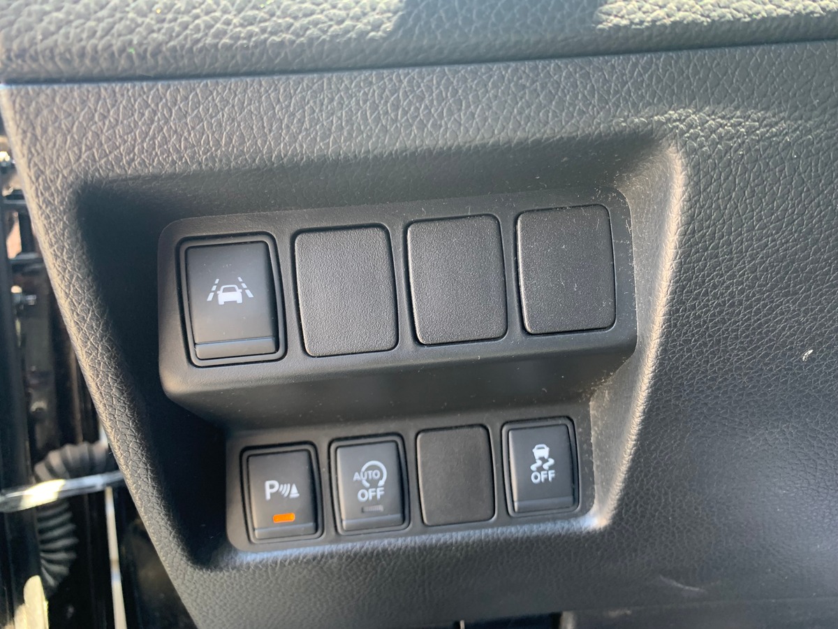 Nissan Qashqai 130 ch | Tekna | Toit panoramique | Caméra de recul | Régulateur vitesse | Attelage