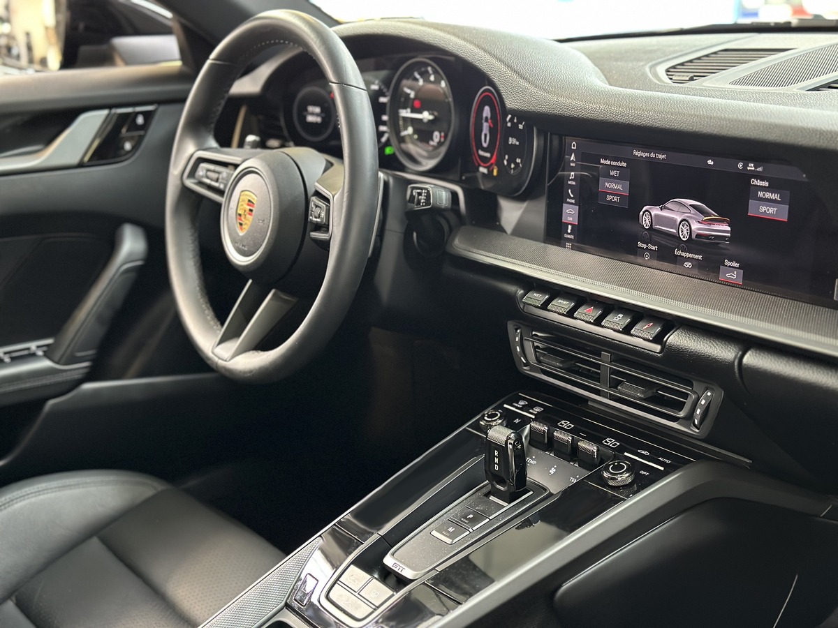 Porsche 911 Type 992 Carrera 3.0l 385 ch PDK - Immat FR