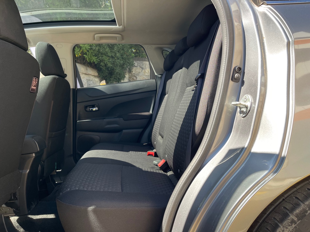 Mitsubishi ASX 1.8 DID 115 CV / 1er Main /Toit Panoramique / Clim Auto / Moteur à Chaine