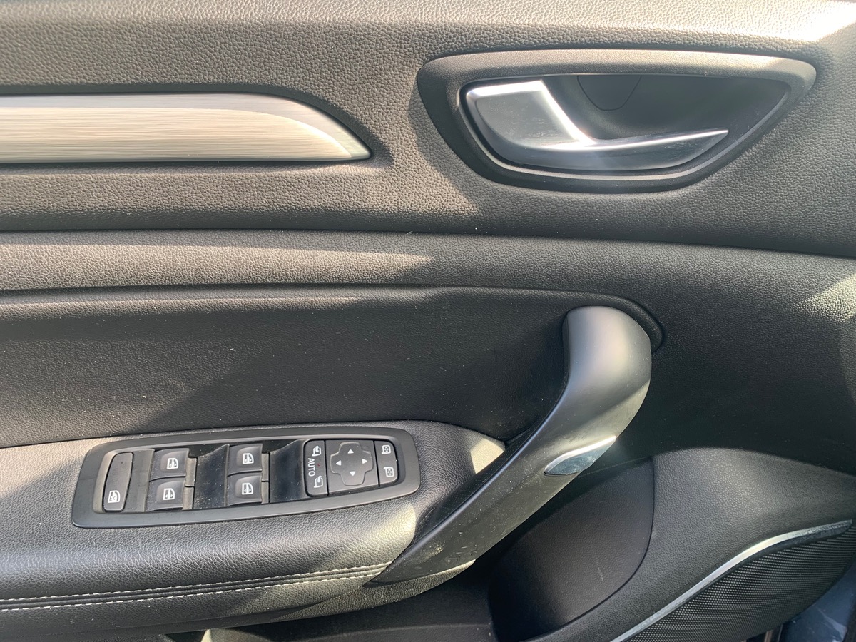 RENAULT Megane Estate Intens | GPS | Jantes Alu 17'' | Caméra de recul | Climatisation automatique