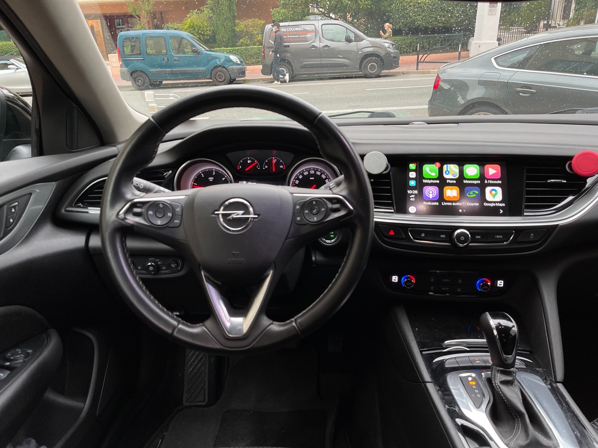 Opel Insignia grand sport 1.6 136 CV Boite neuve