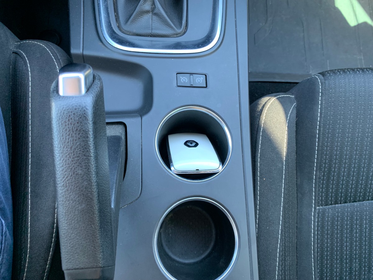 RENAULT Megane IV 110 ch | Business | Régulateur de vitesse | GPS | Boite automatique | Roue secours