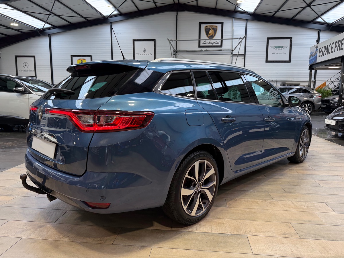 RENAULT Megane Estate IV DCI 130 cv Energy Intens / Attelage / Hifi BOSE / Caméra