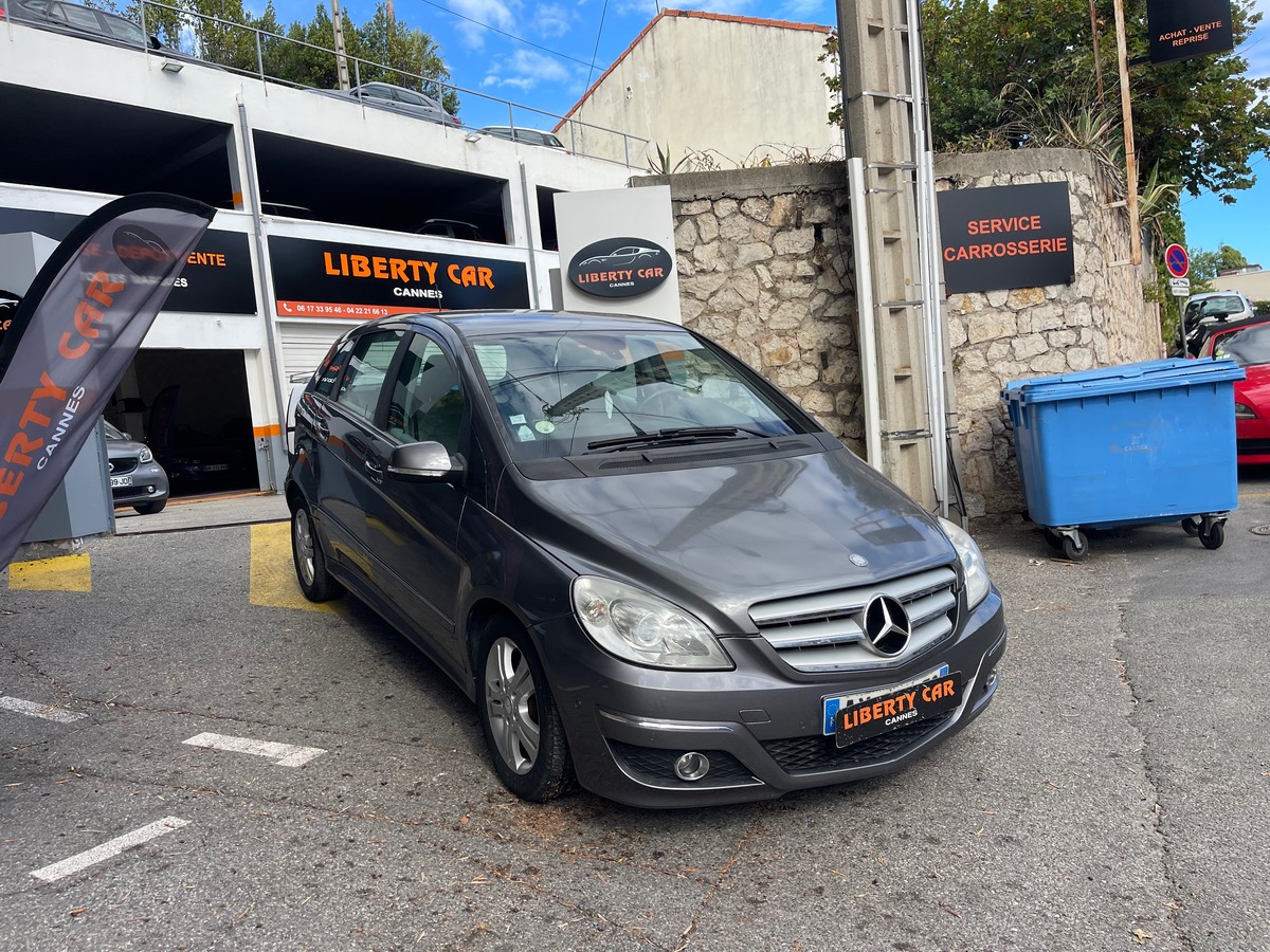 Mercedes Benz CLASSE B 180 CDI 2.0 109 CV  Phase 2 / Boite Auto / Km réel / 5 Portes / CLIM