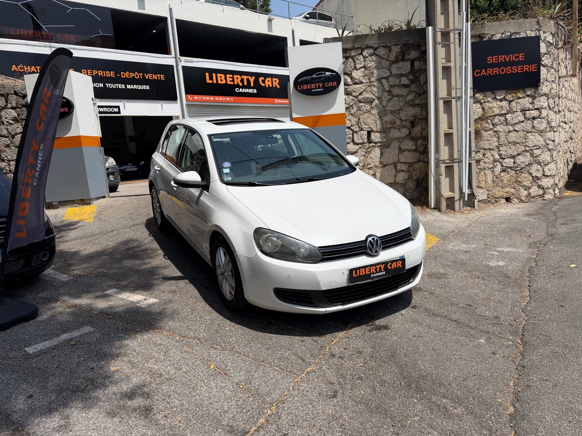 Volkswagen Golf 1.4  TSI 122 CV / Toit Ouvrant / DSG7 / 5 Portes / Clim / Radar AVT ARR