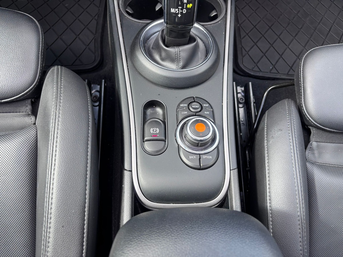 Mini Countryman Cooper 136ch Longstone BVA7 - Entretien MINI