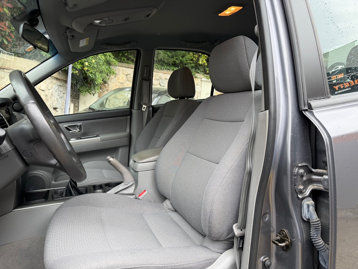Kia Sorento 2.5 CRDI 140 CV / 4WD / 1er Main / Km Réel / Clim / Moteur à Chaine