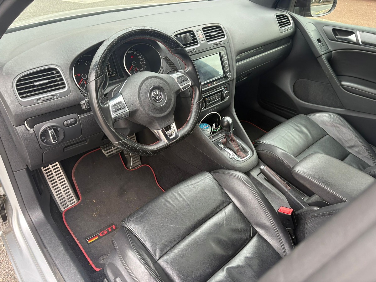 Volkswagen Golf GTI 6 phase 1 - 210 cv - DSG 7