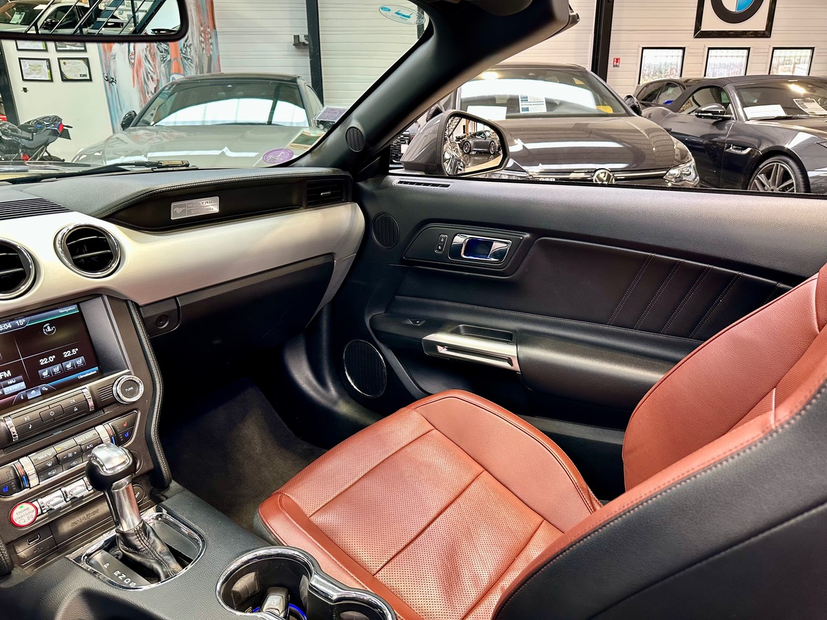 Ford Mustang GT Cabriolet 5.0 V8 421 BVA6 FR a