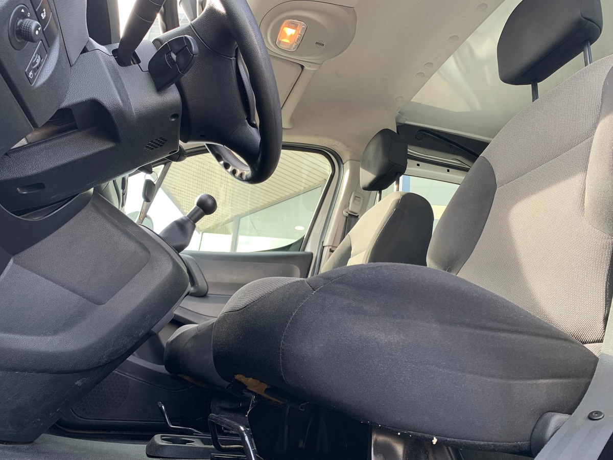 Peugeot Partner 100 ch | 5 Places | GPS | Climatisation | Attelage | Roue secours | Apple car play