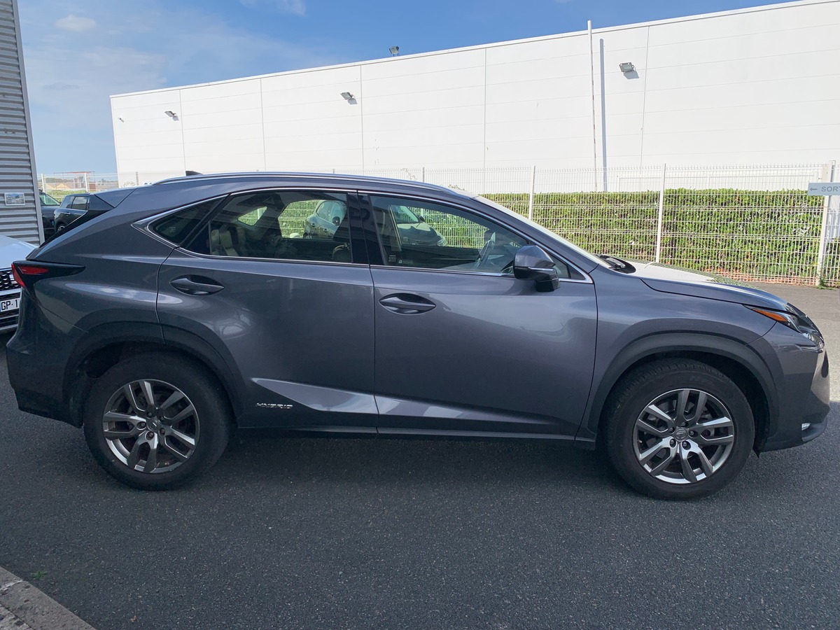 Lexus NX 300 H | AWD | Caméra de recul | Régulateur de vitesse | Cuir