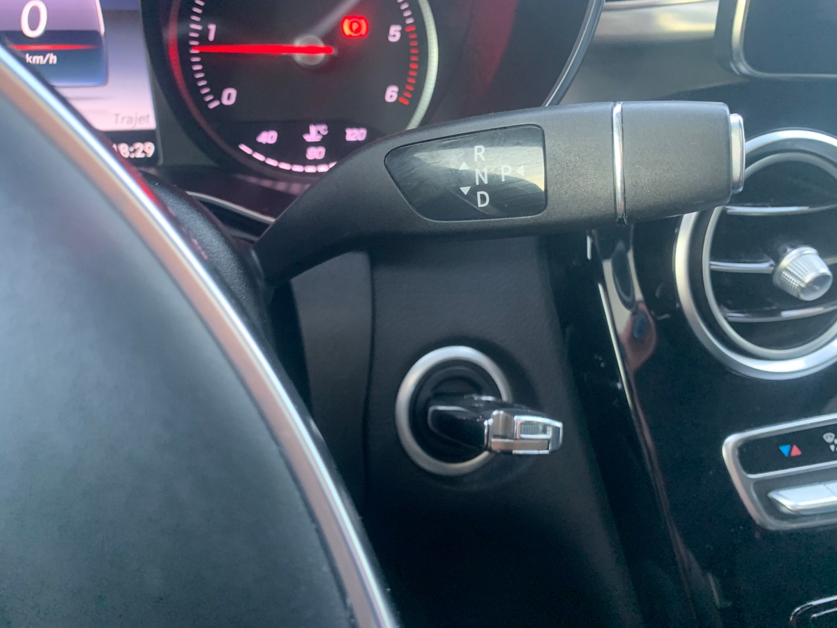 Mercedes-Benz GLC Coupé 170 ch | 4MATIC | Toit ouvrant | Caméra de recul | Avertisseur angles morts